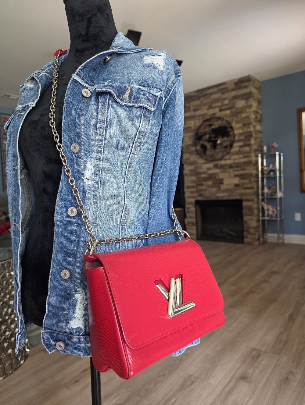 Authentic Louis Vuitton Red Epi Leather Twist Shoulder Bag